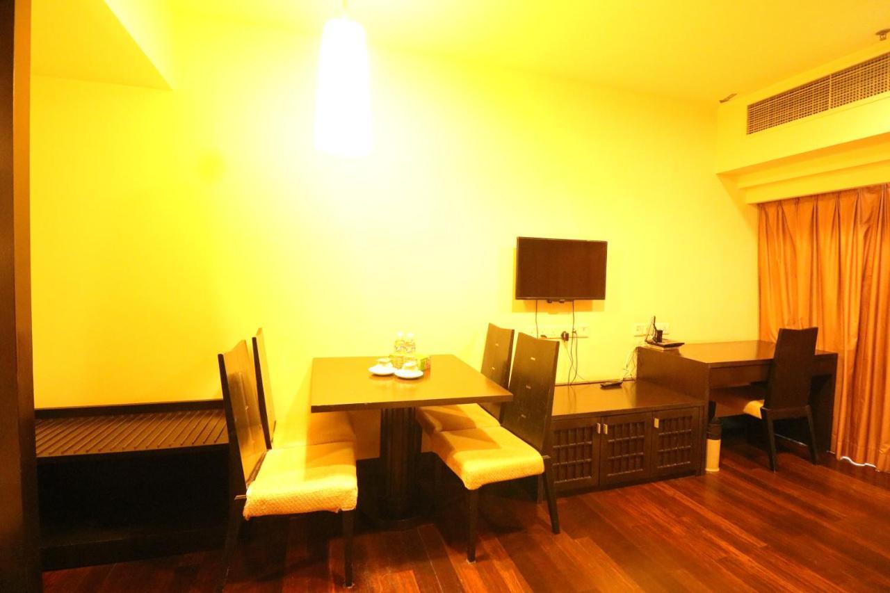 Raintree Resort Suites Петалинг-Джая Экстерьер фото