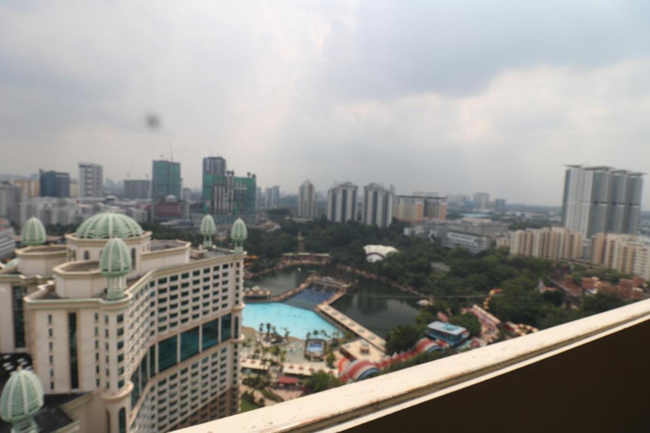 Raintree Resort Suites Петалинг-Джая Экстерьер фото