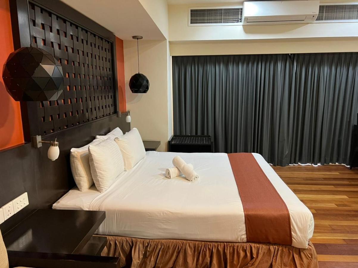 Raintree Resort Suites Петалинг-Джая Экстерьер фото